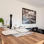 Penthouse Mit Blick Auf Den Yachthafen Lejlighed