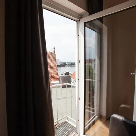 アパート Penthouse Mit Blick Auf Den Yachthafen ブレーメン